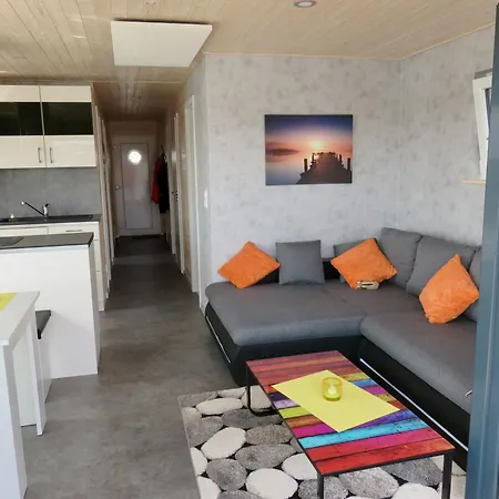 Hotel na wodzie Hausboot