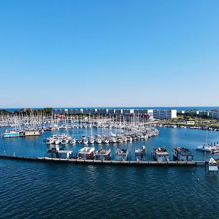 Hausboot Hotel na wodzie